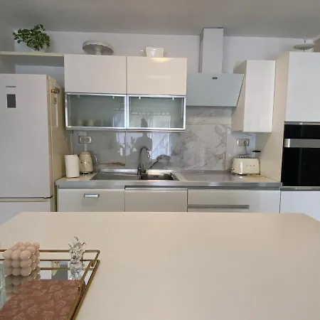 Bartol * Betina (Sibenik-Knin)