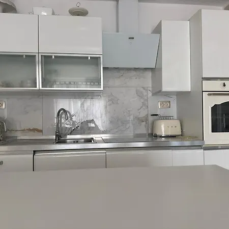 Bartol Apartman *