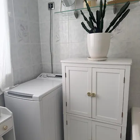 Bartol Apartman *